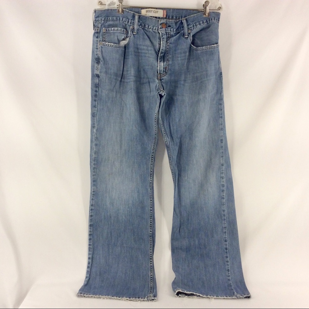 Levi’s 527 Boot Cut 34 x 32 Used Jeans